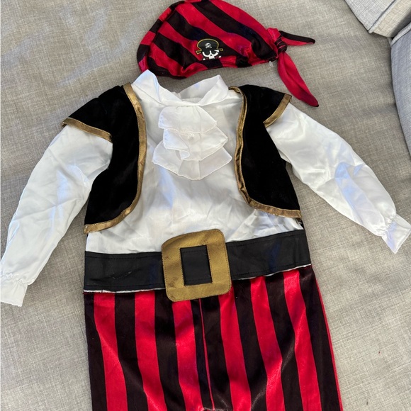 Pirate costume 12-18 months - Picture 4 of 13